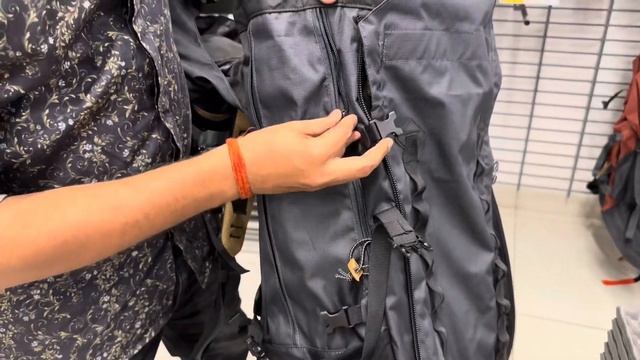 FORCLAZ Trekking Bag 70+10L Symbium - Trek 900 Carbon Grey | Decathlon #forclaz_bag #bagpacks