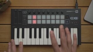 Launchkey Mini [MK3] - v1.1 Firmware Update // Novation