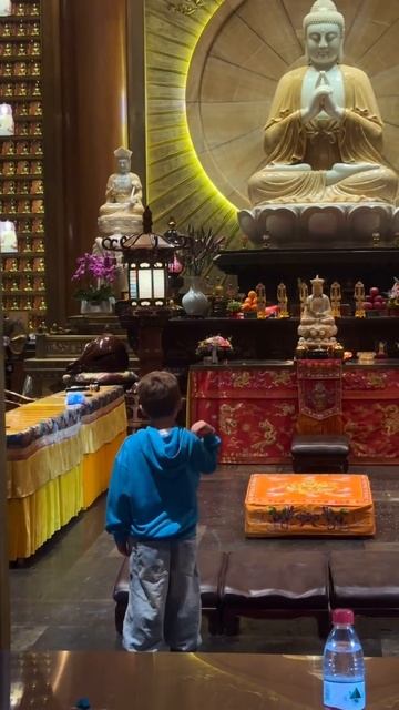 Подпись придумайте сами