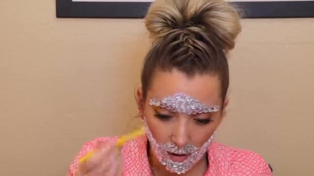Полное лицо из страз - Дженна Марблс. A Full Face Of Rhinestones - JennaMarbles смотреть онлайн
