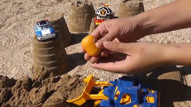 Robocar Poli & Kinder Surprise. Toys Collection