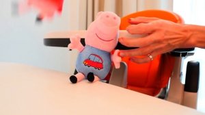 Маша Капуки Кануки, Бьянка из шоу ПРИВЕТ, БЬЯНКА и Свинка Пеппа готовят оладушки! — Простые рецепты