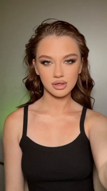 Макияж «до /после» Кошачий глаз ,как вам? смотреть онлайн