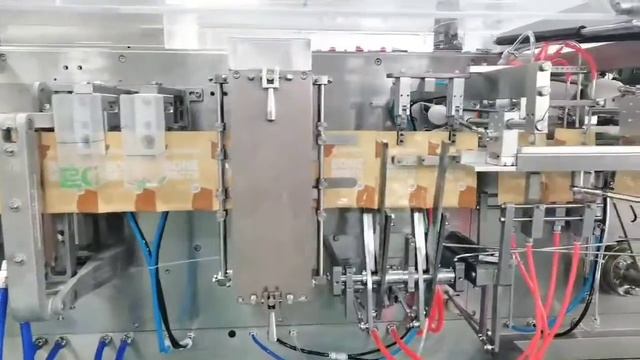 Автомат упаковки саше горизонтального исполнения BHS-210D (BV) смотреть онлайн