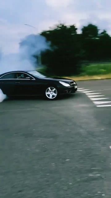 CLS 55💨#mercedes #sports #motosport #germany #cls #crash смотреть онлайн