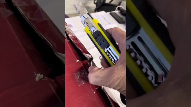 WB возврат б/у рваного товара в испорченной коробке