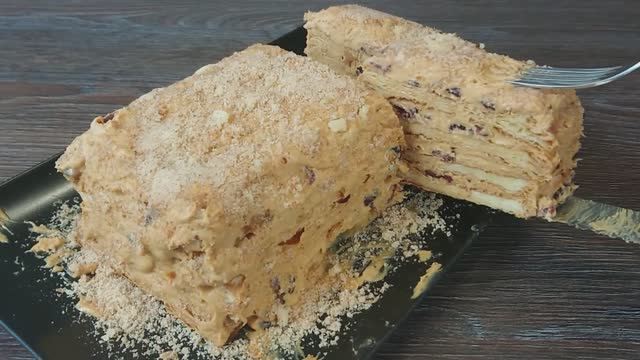 Слоёный торт с маскарпоне и сгущёнкой — просто! 🍰🥛 смотреть онлайн