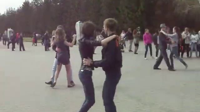 В парке Победы. 09.05.2013 смотреть онлайн