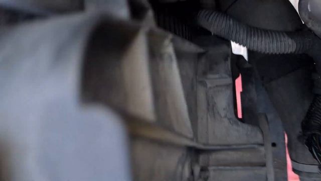 Volvo XC70 D5 D5244T4 Engine sound after 20 min of warming up смотреть онлайн