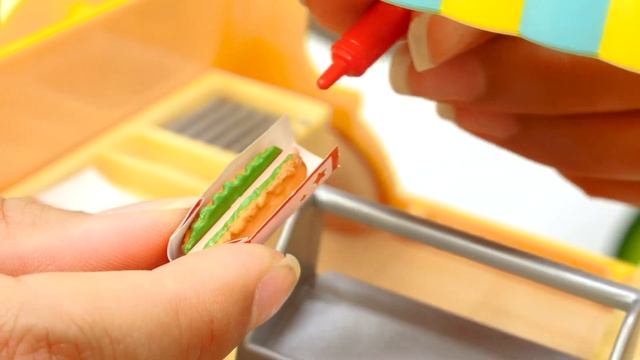 Кукла Челси в поисках волшебной лампы - Той Клаб ищет игрушки по подсказкам! Видео про игры квесты смотреть онлайн