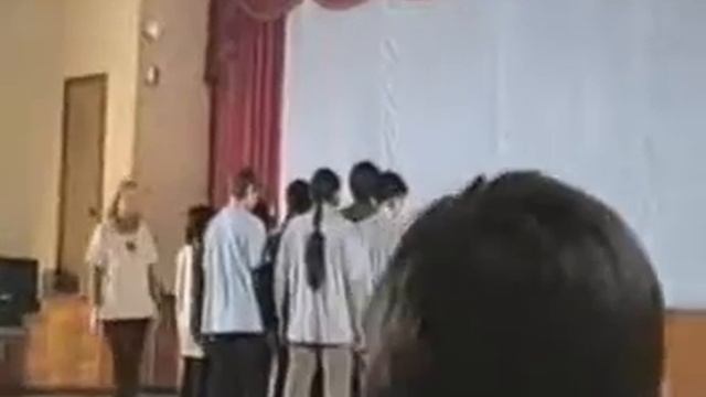 Донецк апрель 2004 на спектакле театра Лившица Владимира смотреть онлайн