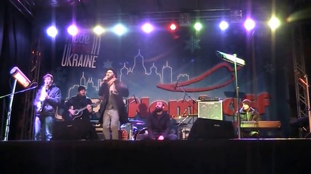 SHMAGI-JANAIA выступление на Контрактовой площади 30.12.2015 смотреть онлайн