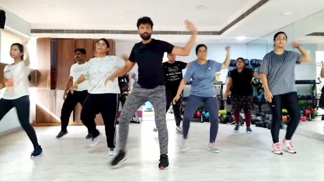 Sajna hai Mujhe song | Vaishali Samant | Sagarika music | zumba Dance Fitness | Choreo By Dawood смотреть онлайн