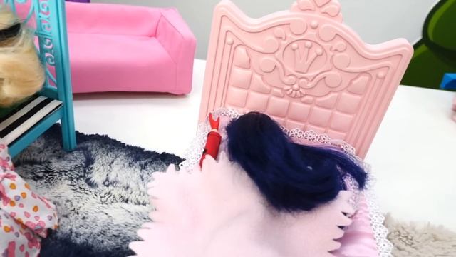 Куклы Леди Баг и Супер Кот - приключения в ТойКлаб! Куда пропал Супер Кот и нашел ли он своё кольцо? смотреть онлайн