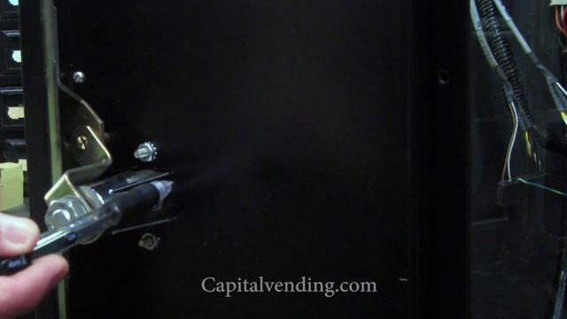 Safe & Protective T Handle Lock Cover With Puck Lock for Vending Machines and Dollar Bill Changers смотреть онлайн