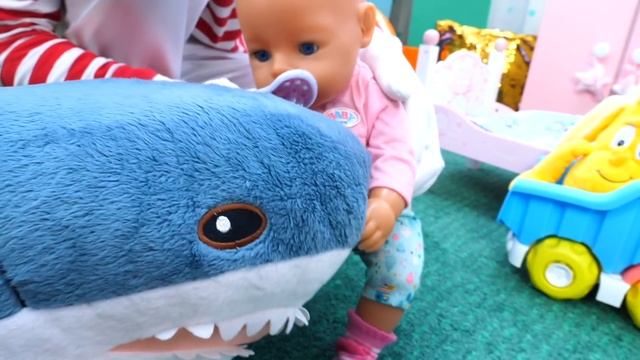 БЕБИ БОН куклы в видео онлайн - Подарок Феи для Baby Born! – Весёлые игры Дочки Матери для девочек смотреть онлайн