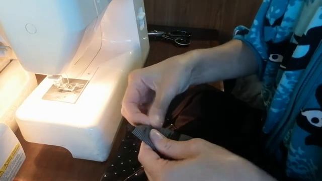 Ушиваем средний шов на брюках. смотреть онлайн