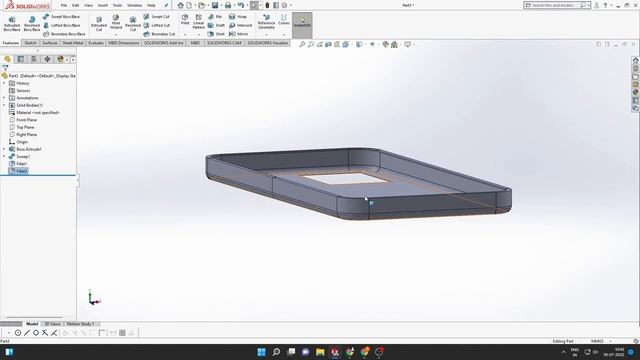 SolidWorks Tutorial - How to make smart phone case смотреть онлайн