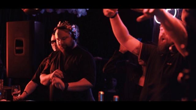 DECADANCE - CODE_RED B2B GOOM GUM
#melodictechno
#indiedance
#techno