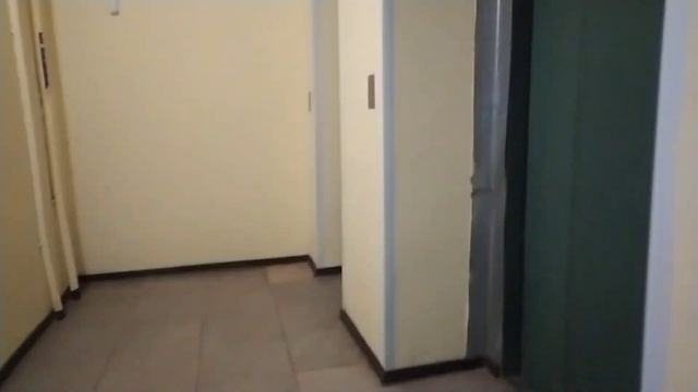 Обзор 16-ти этажки 2009-ого года! Лифты (ЩЛЗ-2005 г. в.)! смотреть онлайн