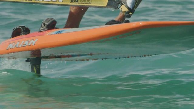 2020 Naish Micro Hover 131 Foil Windsurf board смотреть онлайн
