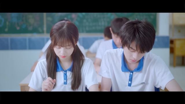 【Русская озвучка】 Её улыбка так мила 02（Чжоу Линь Цун、Чжу И Вэй）Her smile so sweet романтика, школ смотреть онлайн