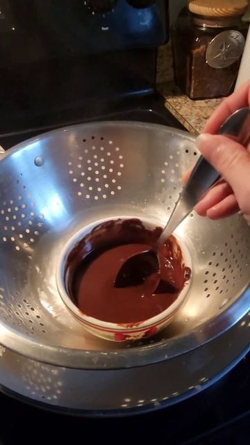 Cashew Pulp Truffles🤍 #vegantreats #homemaker #glutenfree #dairyfree #easydessert