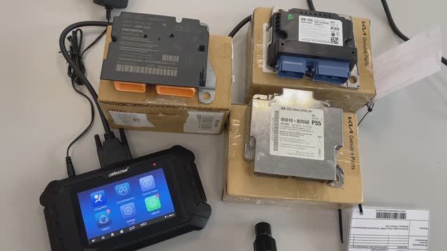 OBDSTAR P50:Диагностика ЭБУ SRS KIA Rio / Soul / Carnival 2021-2022 смотреть онлайн