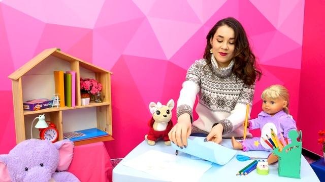 Беби Бон Эмили делает открытку на День Влюбленных! Играем в куклы в видео для девочек Как Мама смотреть онлайн