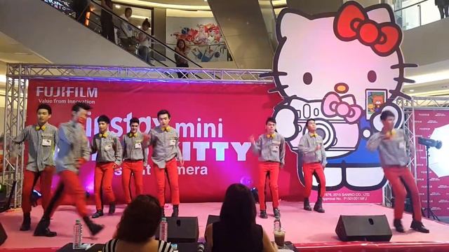 Ambition cover dance at Instax mini hello kitty смотреть онлайн