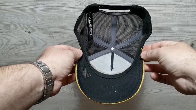 GOLDEN EGG GOORIN BROS смотреть онлайн