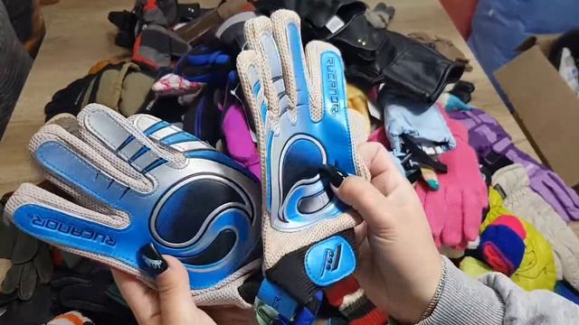 Рукавиці, перчатки Екстра. Секонд хенд Оптом. Glove Ex. 18.3 кг смотреть онлайн