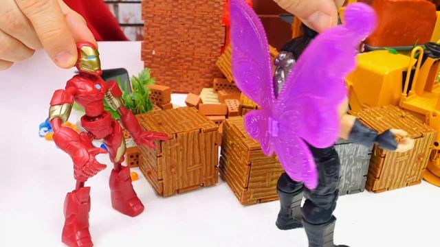 Видео для мальчиков - Железный Человек проверяет машину на прочность! Супергерои Марвел и машинки смотреть онлайн