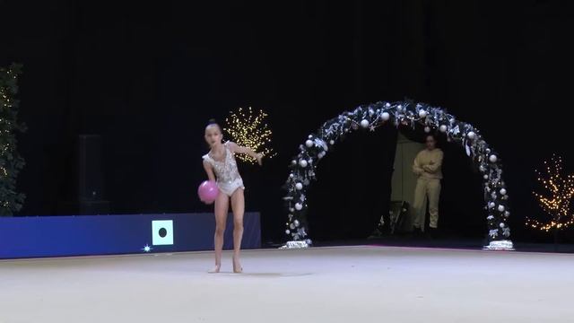 Лебідь Анастасія 2011 мяч смотреть онлайн