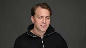 Артем Крылов. Визитка  2025г