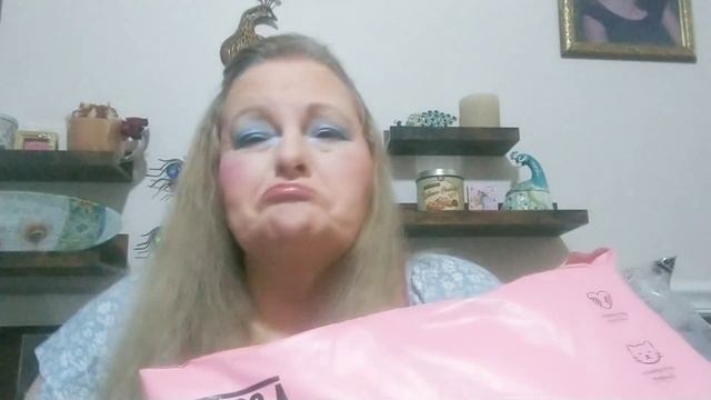 Unboxing Kikizcosmeticz, Miss A, Anastasia Beverly Hills, Colourpop смотреть онлайн