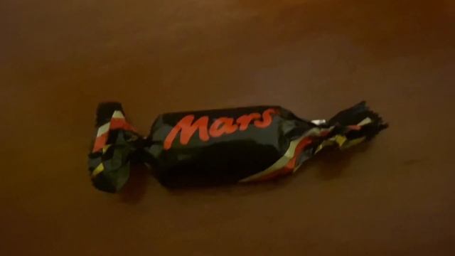 Обзор на редкие конфеты из Германии￼ смотреть онлайн