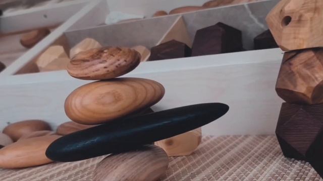 Галерея Загорье и Галерея Печатники на вернисаже «Искусство рядом» на Никитском бульваре. смотреть онлайн