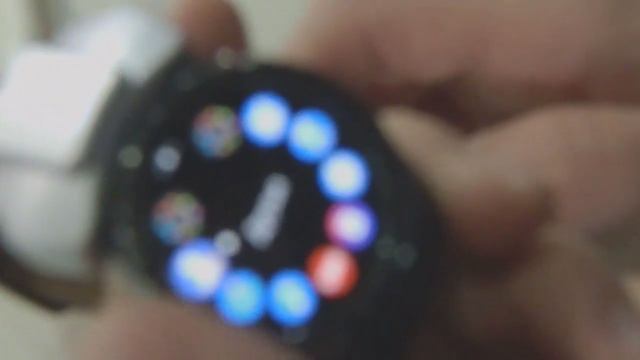 Samsung Gear S2 Classic смотреть онлайн