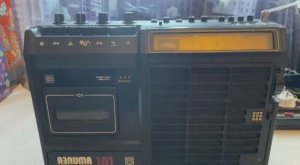 Магнитола Аэлита 101. Профилактика. Перестройка на диапазон FM.