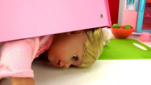 Новая кровать для Беби Бон Эмили. Как мама - детские видео с baby born