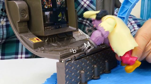 Черепашки Ниндзя игры битвы - Той Мастер на тренировке Супер Ниндзя! – Видео шоу онлайн Toy Master смотреть онлайн