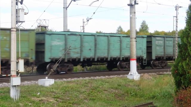 Электровозы 2ЭС6-958/2ЭС6 "Синара" с грузовым поездом перегон Дорохово-Можайск 30.09.2020 смотреть онлайн