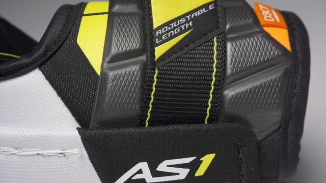 CCM Super Tacks AS1 Elbow Pad Review смотреть онлайн