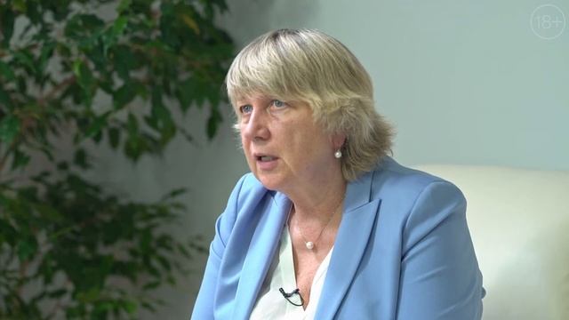 Марина Чекурова в спецпроекте “Экономика и финансы” с Алексеем Мамонтовым смотреть онлайн