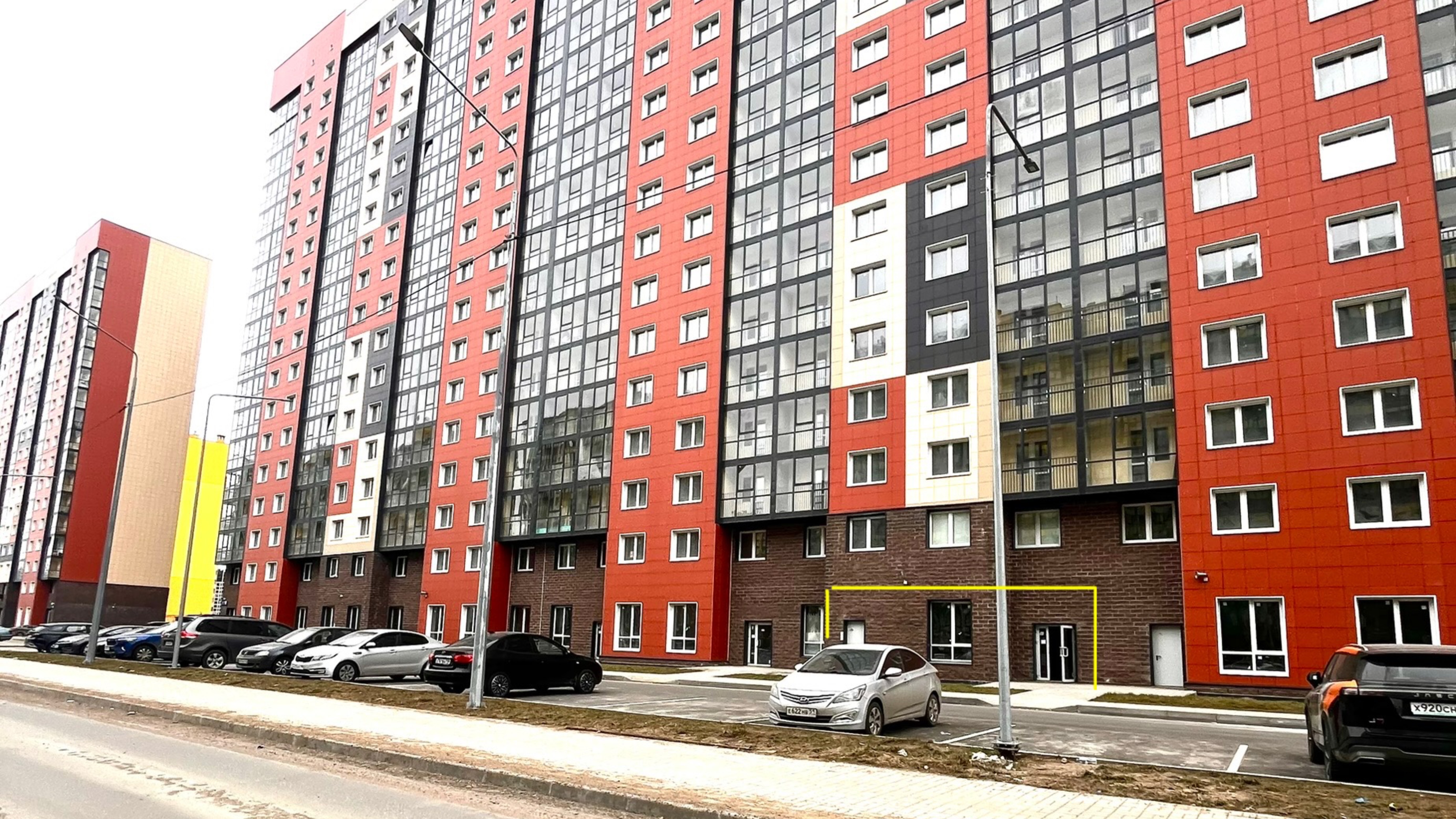 Шувалова 28
Коммерция