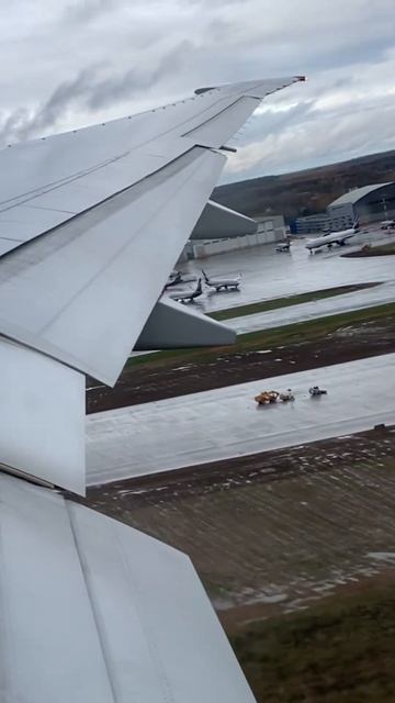 Взлет Боинга 777 смотреть онлайн