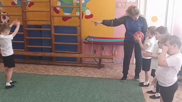 Встречаем весну  досуг