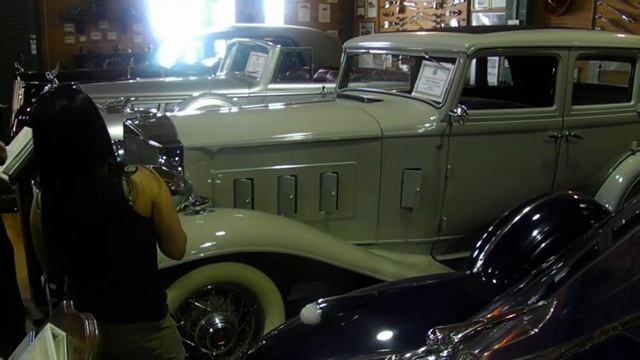 Fort Lauderdale Antique Car Museum: '25; '29; '32; '38;'39 смотреть онлайн