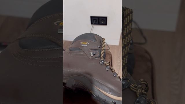 Не покупай ботинки ASOLO не посмотрев это видео (потом тоже не надо) и немного про подошву Vibram.